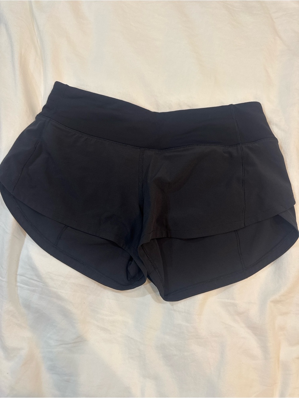 Lululemon Women's Performance Running Shorts - Black